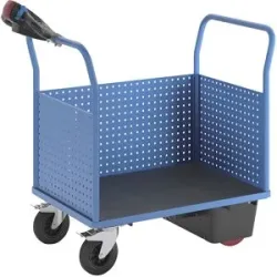 Plattformwagen mit Elektroantrieb, mit 3 hohen Lochblechwänden, LxB 1050 x 700 mm eurokraft pro