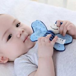 sigikid ® Greifring Knister-Schmetterling blau Red Stars Collection