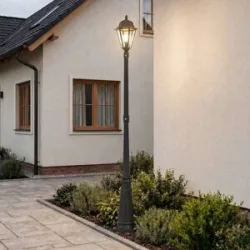 Lindby Außenleuchte Edana, 211 cm, anthrazit, E27, IP44 Edana, schwarz, Aluminium, Modern