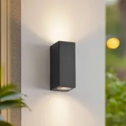 Aussenwandleuchte Xava Lucande, schwarz, Aluminium, Modern, Wandleuchte außen