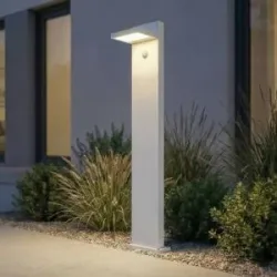 Lucande LED-Wegeleuchte Silvan, weiß, 100 cm, Sensor, IP54 Silvan, weiß / opal, Aluminium, Modern