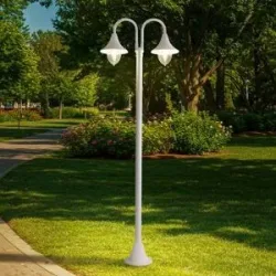 Lindby Außenleuchte Madea, weiß, 2-flg., 213 cm, E27, IP44 Madea Lindby, dimmbar, weiß / opal, Aluminium, Modern