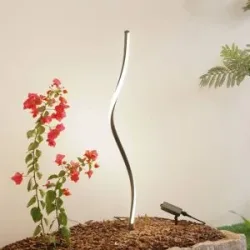 Lindby LED-Solarleuchte Sabriel, kurvig, schwarz, Alu, 3000K Sabiel, schwarz, Aluminium, Modern