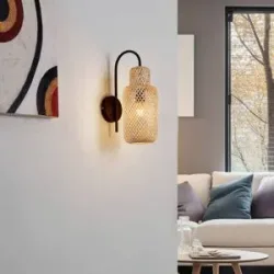 Lindby Wandleuchte Venora, Höhe 43 cm, schwarz, Holz, Bambus Venora Lindby, dimmbar, Holz hell, für Wohn- / Esszimmer, Bambus, Landhaus / Rustikal