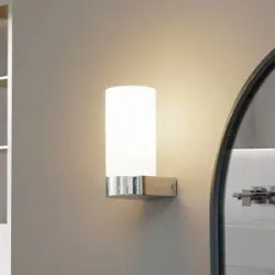 Wandlampe Basolo Lucande, dimmbar, chrom / silber, für Badezimmer, Metall, Modern, Wandleuchte, Wandlampe Bad