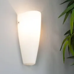 Wandlampe HERMINE Lindby, dimmbar, weiß / opal, für Flurbereich, Glas, Modern, Wandleuchte, Wandlampe Innen
