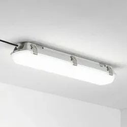 Arcchio Rao LED-Feuchtraumleuchte, Länge 61,8 cm, weiß / opal, für Badezimmer, Kunststoff, Modern, Wannen-Anbauleuchten