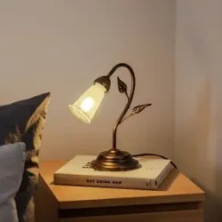 Tischlampe Liliana ONLI, bronze / altmessing, für Wohn- / Esszimmer, Metall, Florentiner, Tischlampe