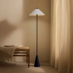 Stehlampe Norvik Lindby, schwarz, für Wohn- / Esszimmer, Metall, Modern, Stehlampe
