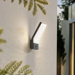 Aussenwandleuchte mit Bewegungsmelder Korvik Lindby, schwarz, Aluminium, Modern