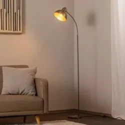 Stehlampe Varzan Opviq, messing / gold, für Wohn- / Esszimmer, Metall, Stehlampe