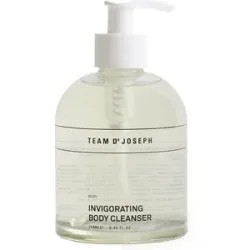 TEAM DR JOSEPH Invigorating Body Cleanser 250 ml