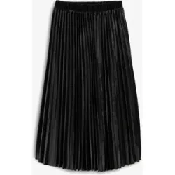 bonprix Plissée-Rock aus softem Samtschwarz 38Damen