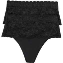 bonprix String Packung, 2 Stk. mit breitem Spitzenbund, elastisches Material, figurbetonte Passform