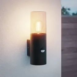 HOFTRONIC Blaze - LED-Wandleuchte - inkl. Dämmerungsschalter & Bewegungsmelder - Up-Light - E27-Fassung - IP44 wasserdicht - Rauchglas
