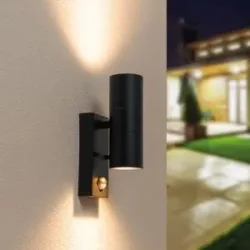 HOFTRONIC Blenda Wandleuchte - 2700K warmweiß - Bewegungsmelder und Dämmerungsschalter - Schwarz - IP44 spritzwassergeschützt - Up & Downlight für den Außenbereich