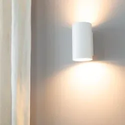 LUSENZ Giove bianco - Zylindrische Wandleuchte mit mattweißer Beschichtung - Up- und Downlight