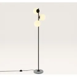 LUSENZ Verano - Schwarze Stehlampe Metall 150 cm - Stehlampe wohnzimmer - 3 Kugeln - Modernes design - E14 Fassung - Opalglas - Terrazzofuß - Mit Fußschalter