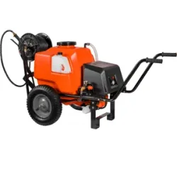 Batteriebetriebene Karrenspritze Stocker 12 V mit 100 L Tank art. 304 - Elektrische Karrenspritze auf Wagen mit Bewässerungsstange und Anhängerkupplung