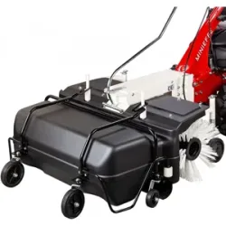 Eurosystems Kehrbesen mit Auffangbehälter 88 cm breit für Minieffe. Durchmesser: 30 cm