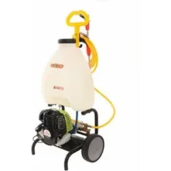 Benzin Spritzpumpe auf Wagen ARCO Froggy Super S 35 mit 4-Takt Motor