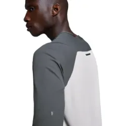 ON RUNNING ON PERFORMANCE LONG-T Herren Eclipse   Silver XL