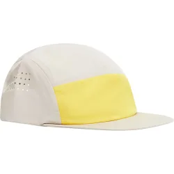 Peak Performance Lightweight Cap