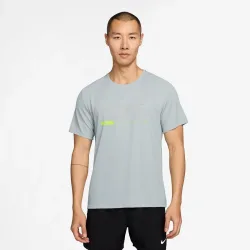 Nike Herren Winter Miler T-Shirt