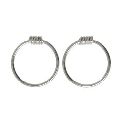 Fingernagelpiercing